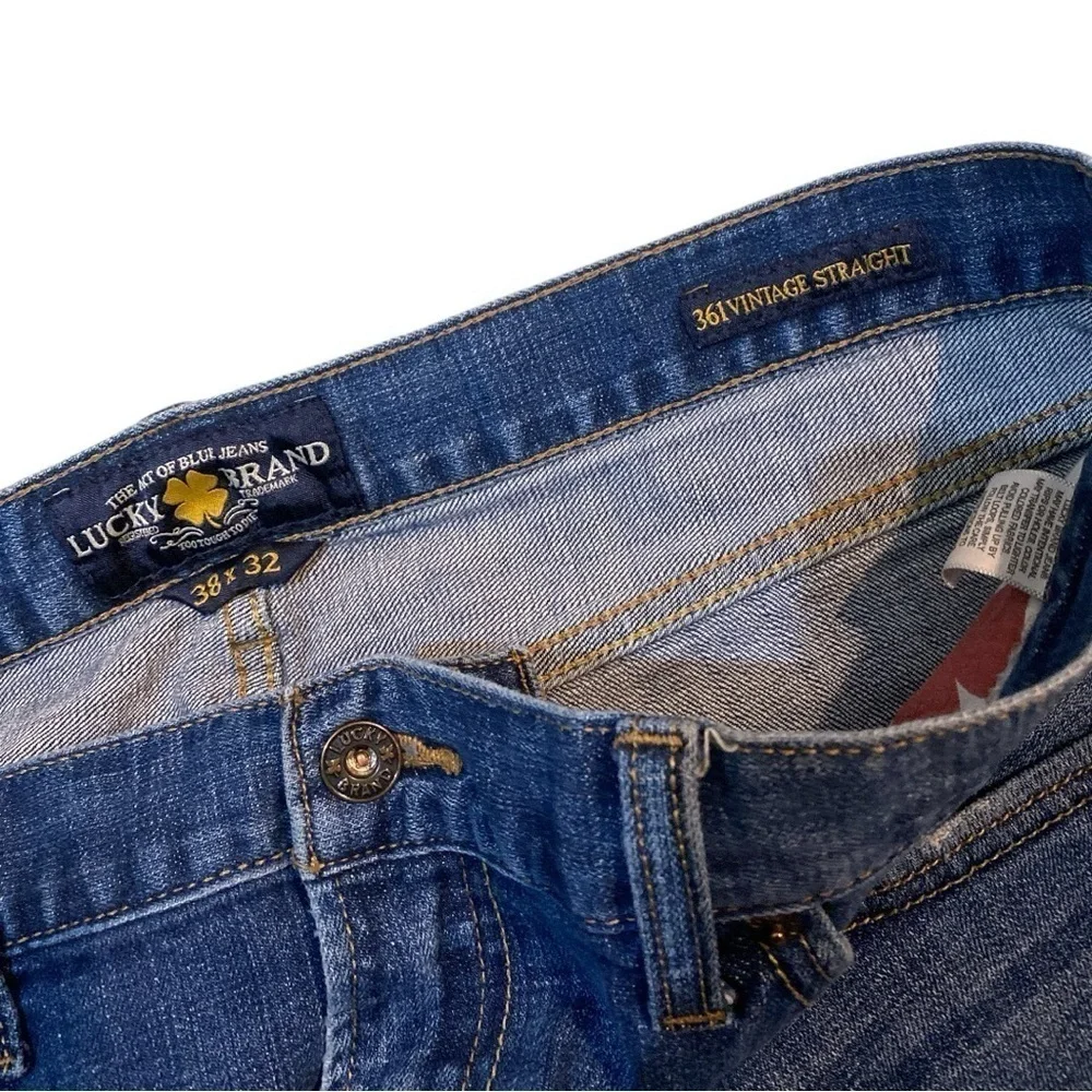 LUCKY BRAND 361 VINTAGE STRAIGHT Boho Chic Size 38/32 Medium Wash Blue Normcore